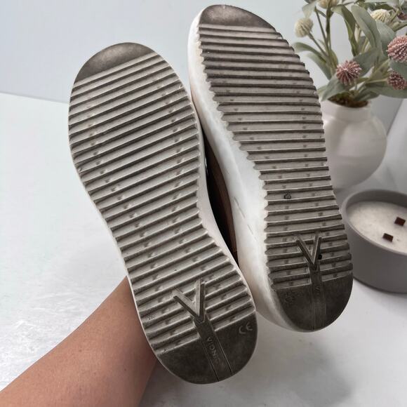 Vionic Kearny Platform Leather Slip-On Sneaker Loafer Tan Women 9M - Picture 8 of 9